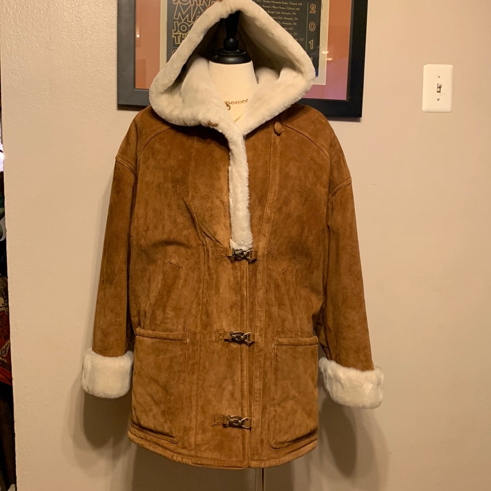 Heavy warm leather coat faux fur lining New!